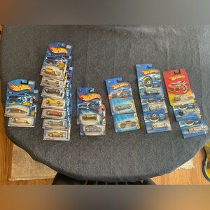 Early 2000’s Hot Wheels NIB 19 Total